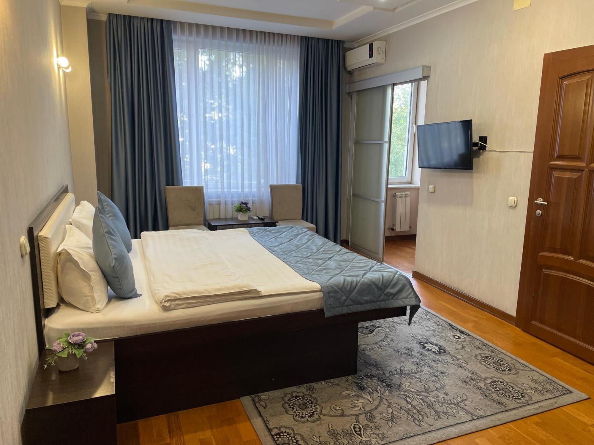 Apartment 5 Almati Kültér fotó